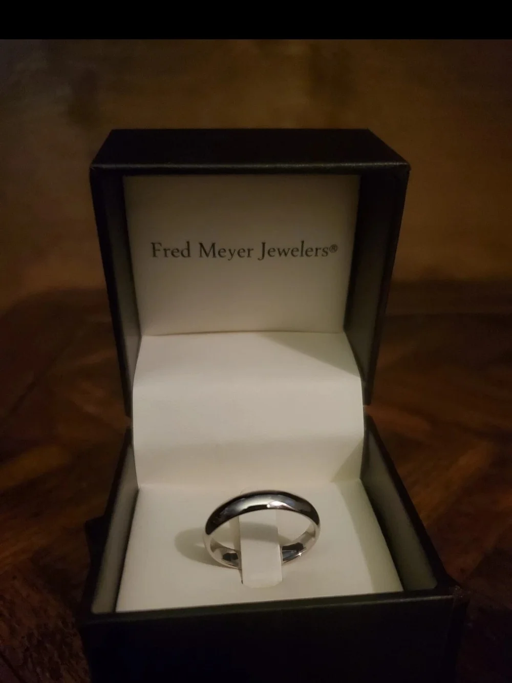 Men's 4mm 14k Wedding Band White Gold Size 10